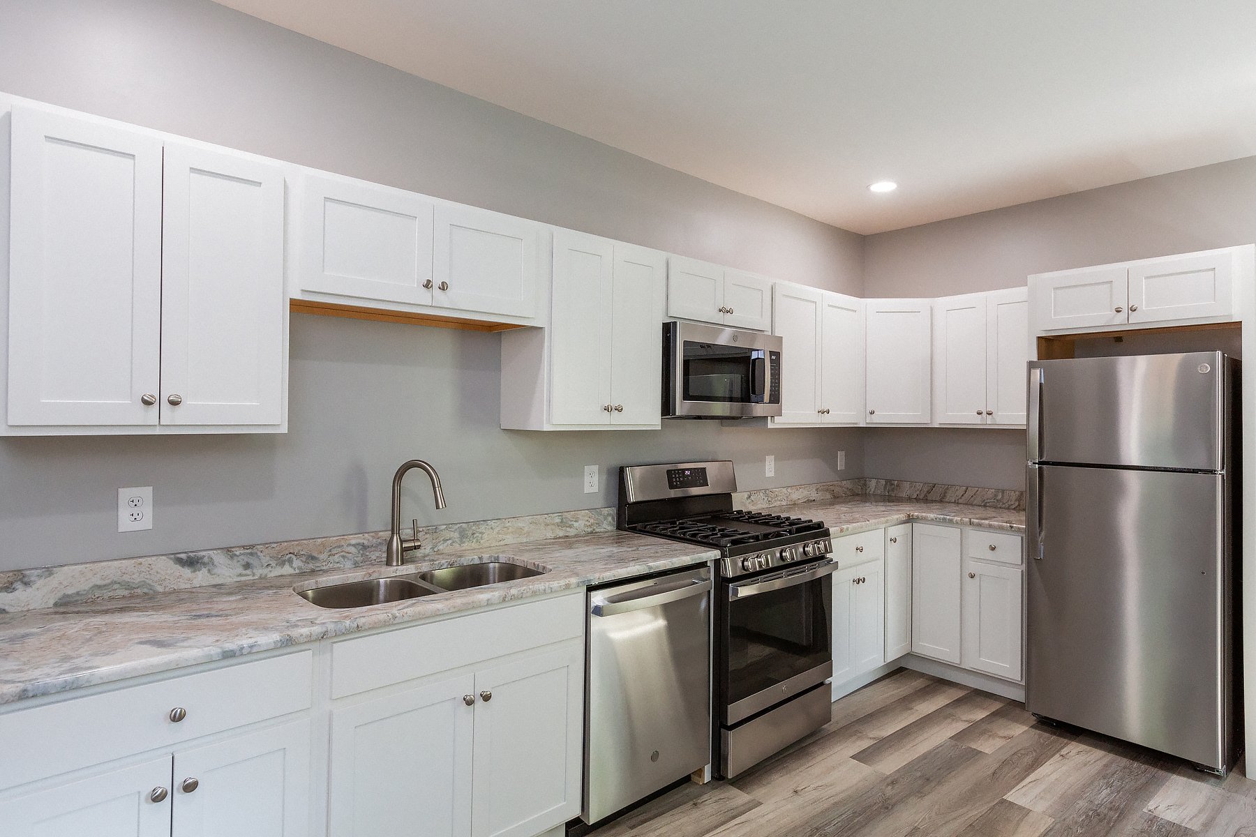 Elizabethtown Townhome: 203 W High St