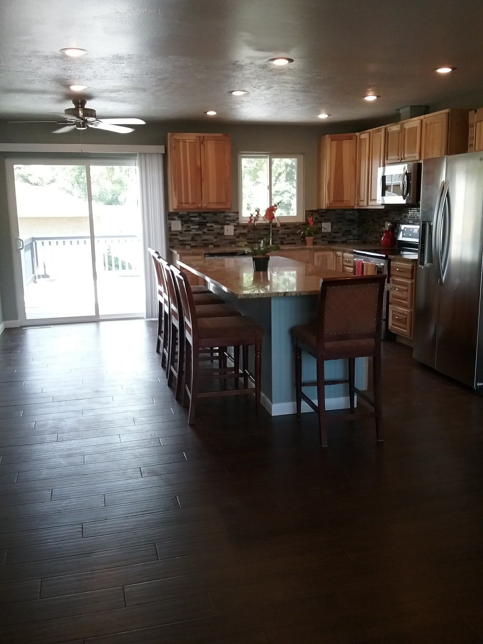 Lakewood House: 615 Ammons St