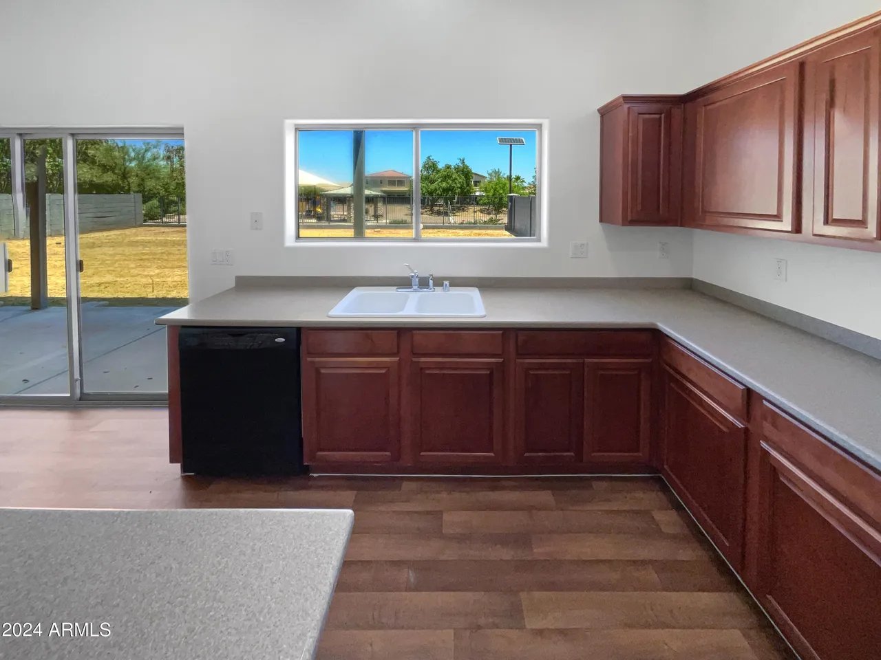 Laveen Single Room: 5322 W La Salle St