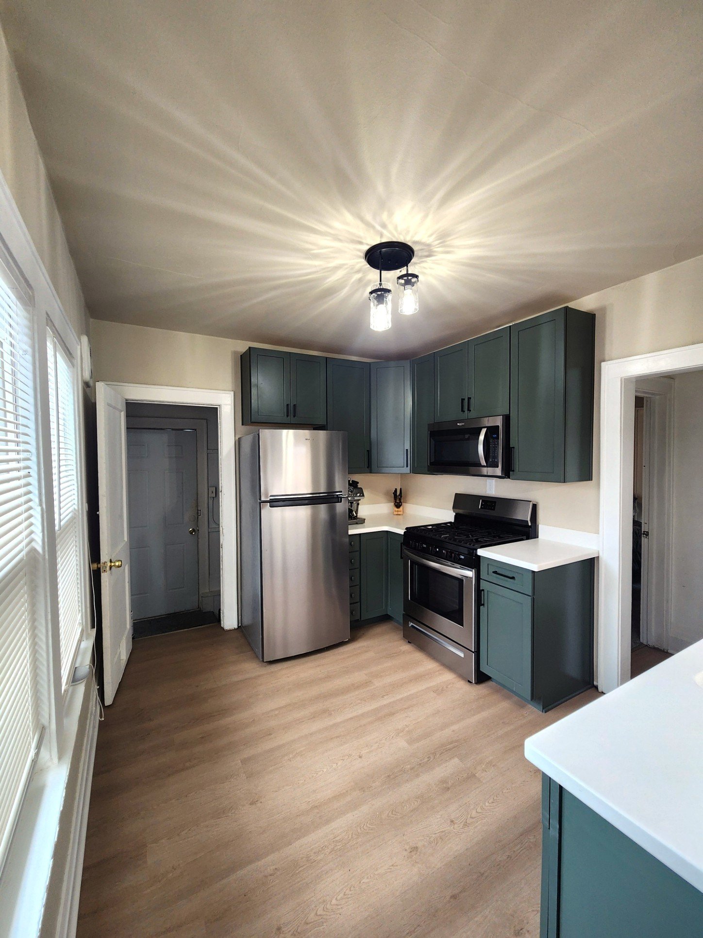 Milwaukee House: 612 S 61st St