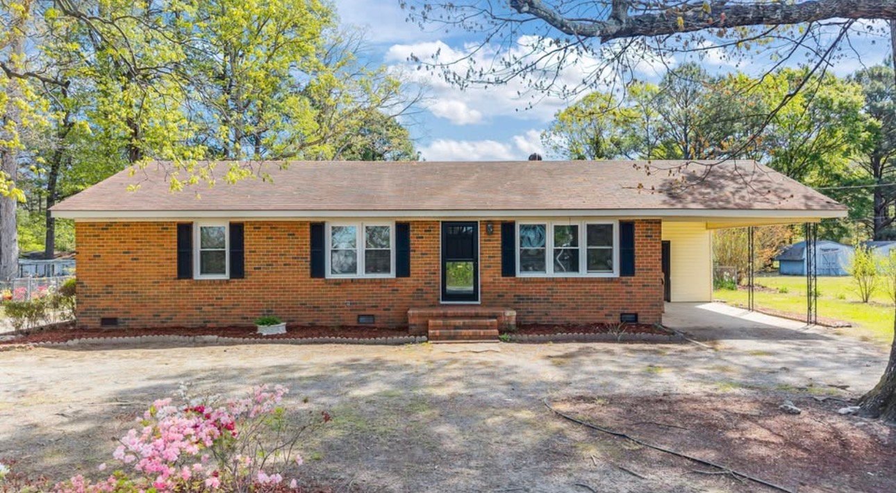 Rocky Mount House: 4149 Woodcrest Rd