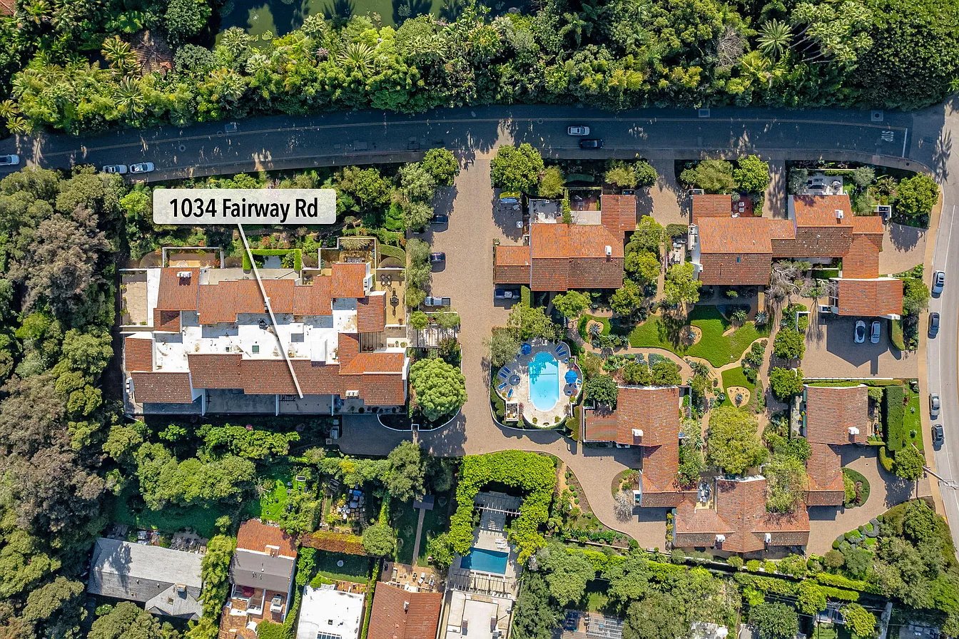 SantaBarbara Condo: 1034 Fairway road