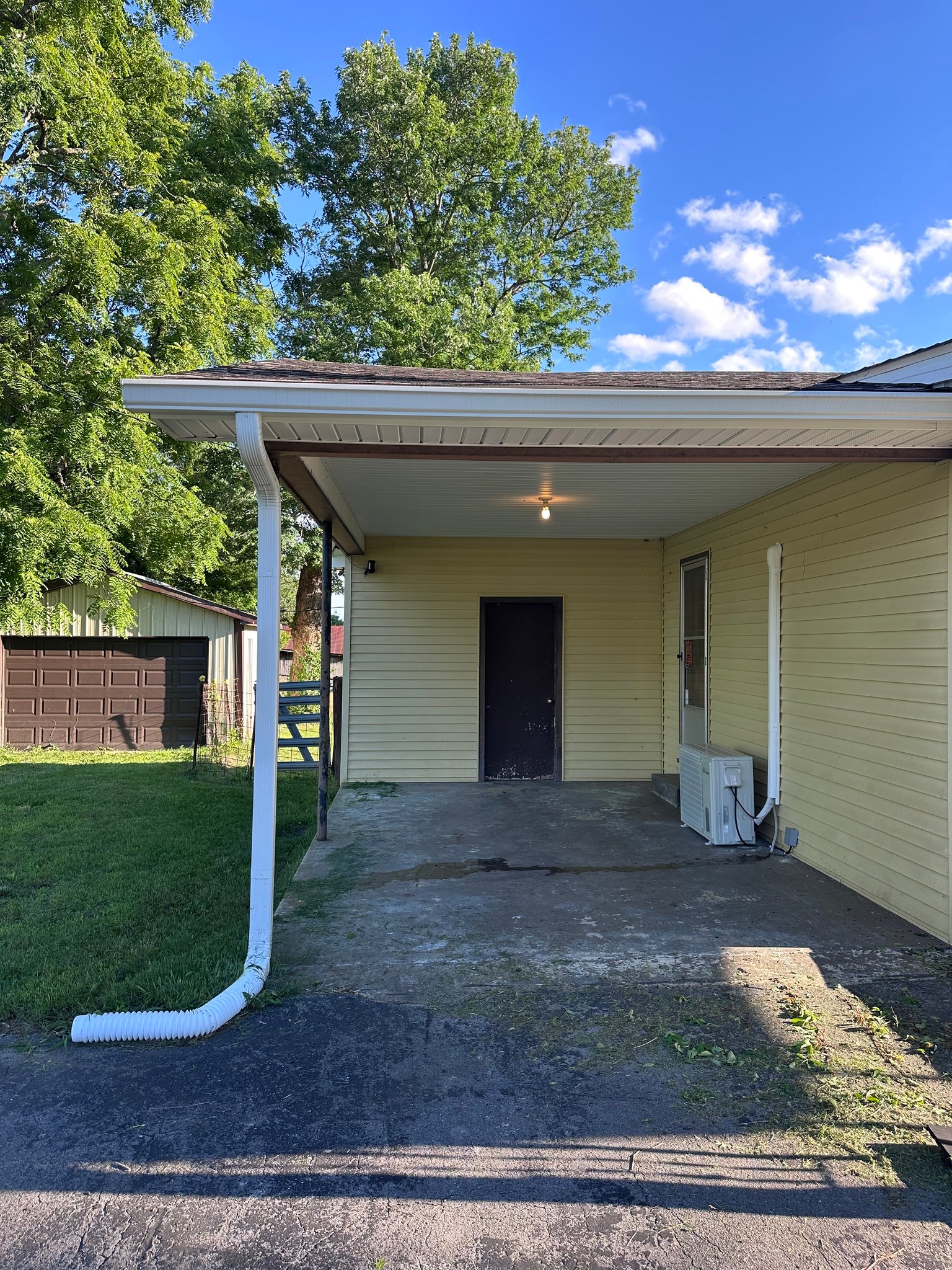 McMinnville Multiplex: 396 Pike Hill Rd