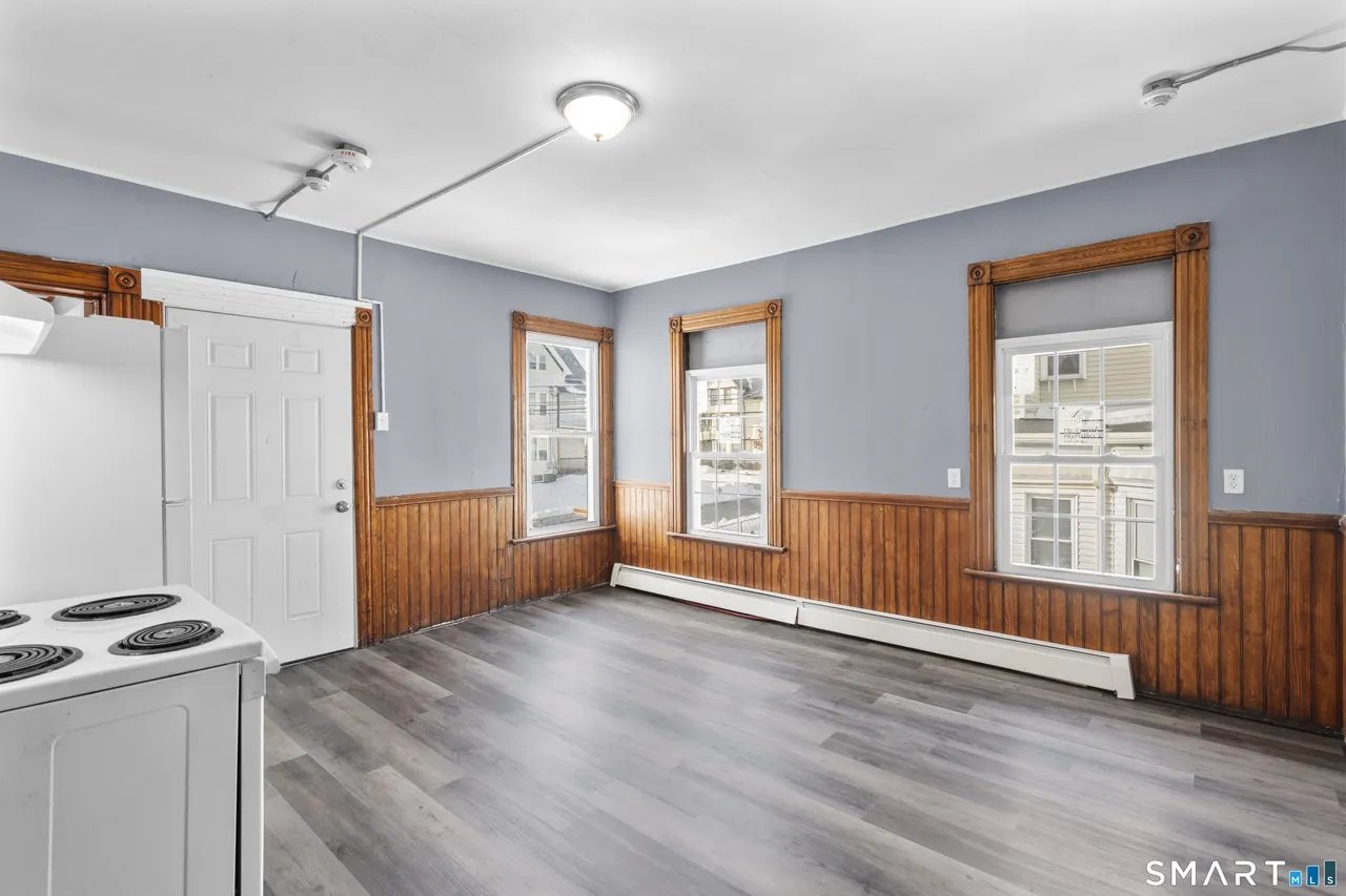 New Britain Single Room: 484 Church St