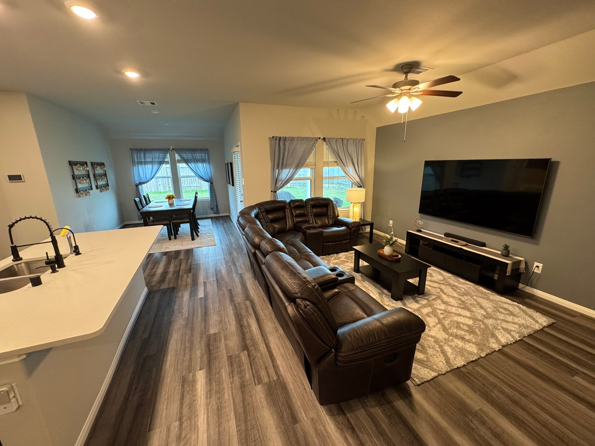 Houston House: 1729 Hartford Springs Trl