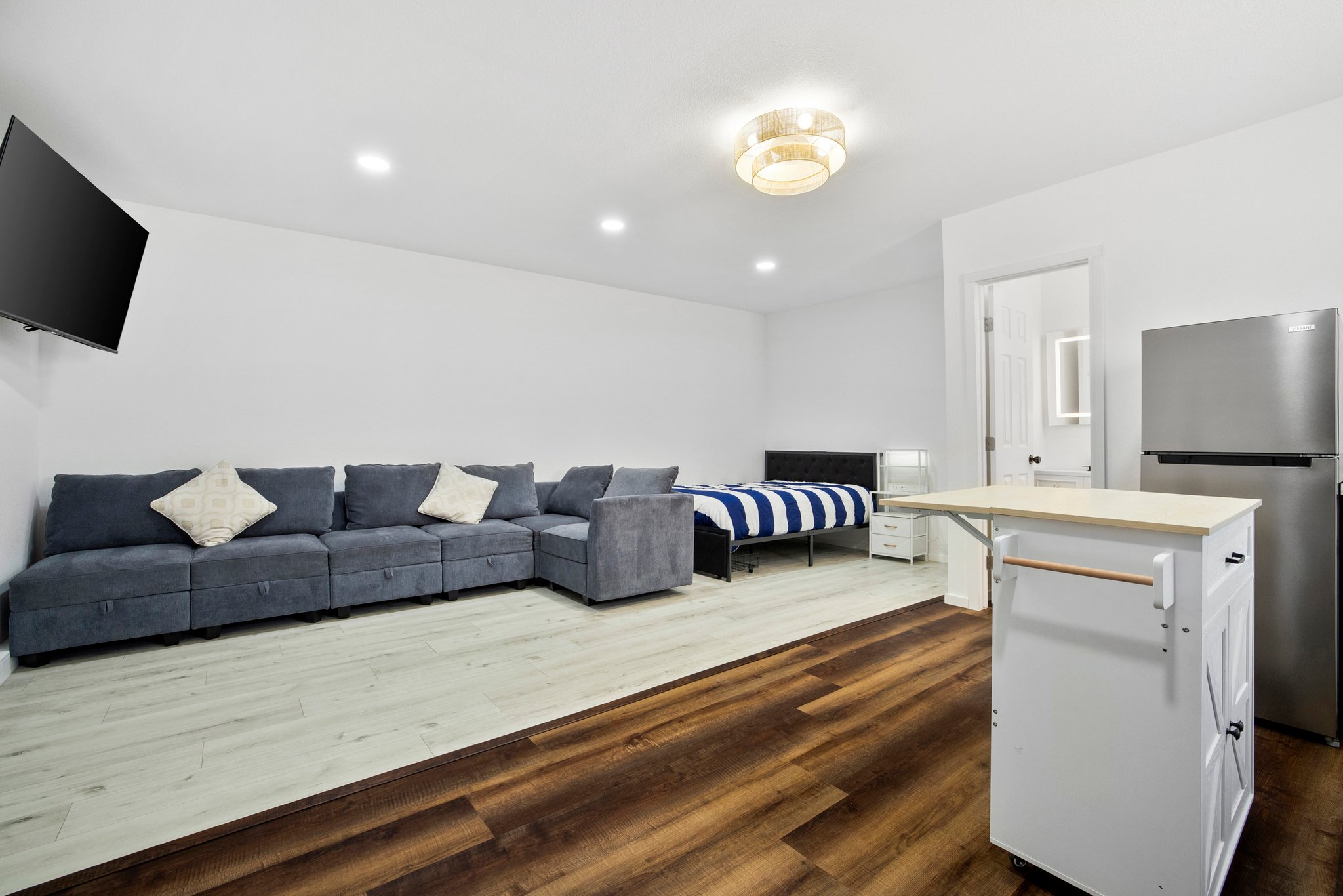 Las Vegas Single Room: 7801 Ducharme Ave