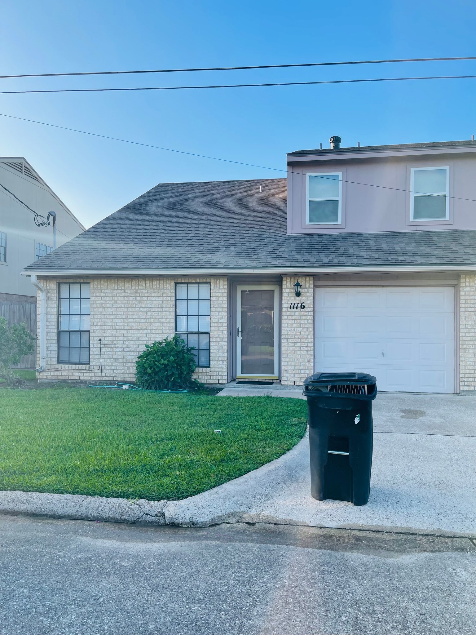Beaumont Townhome: 1116 Green Meadow St