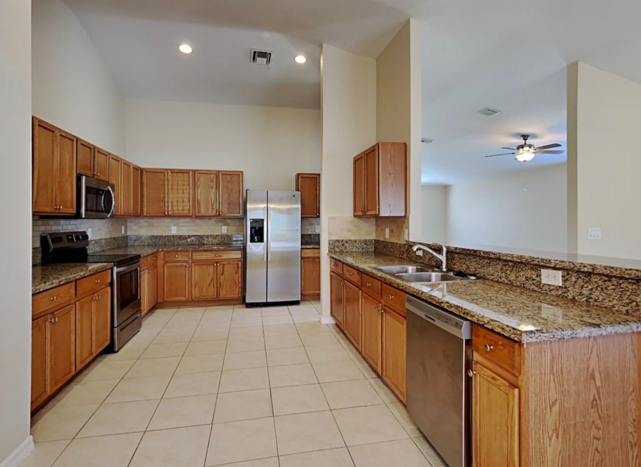 Port St Lucie House: 1389 SW Prairie Cir