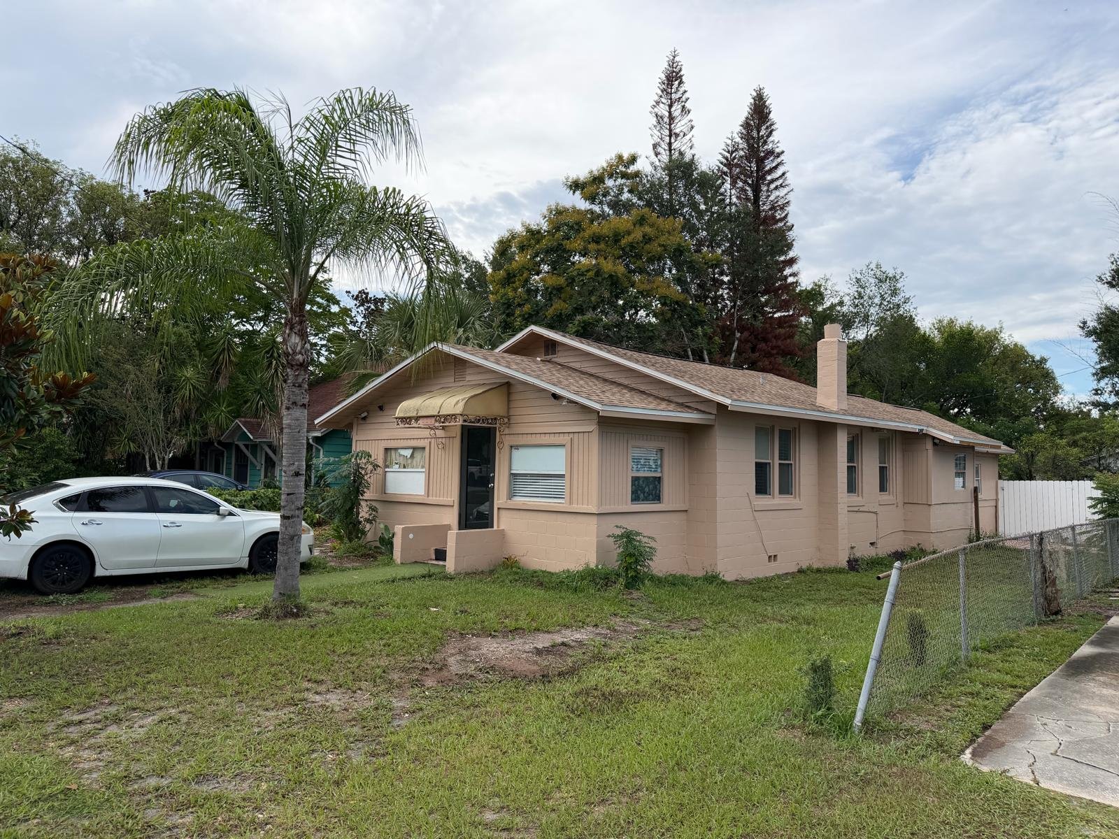 Orlando Single Room: 111 Page St