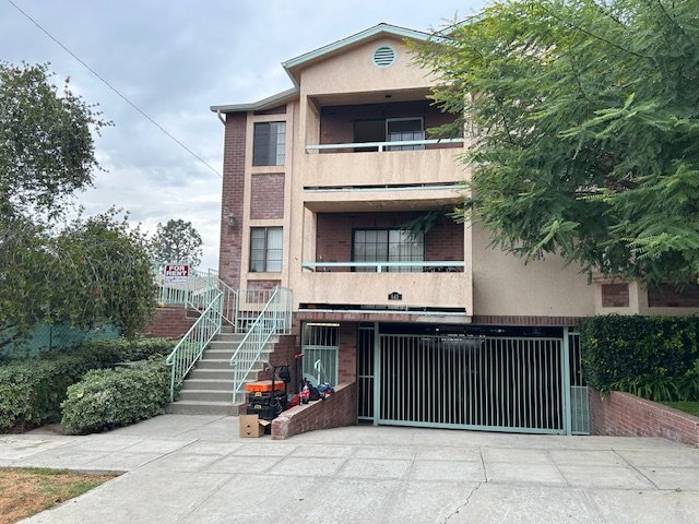 Burbank Apartment: 623 E. Cypress Avenue