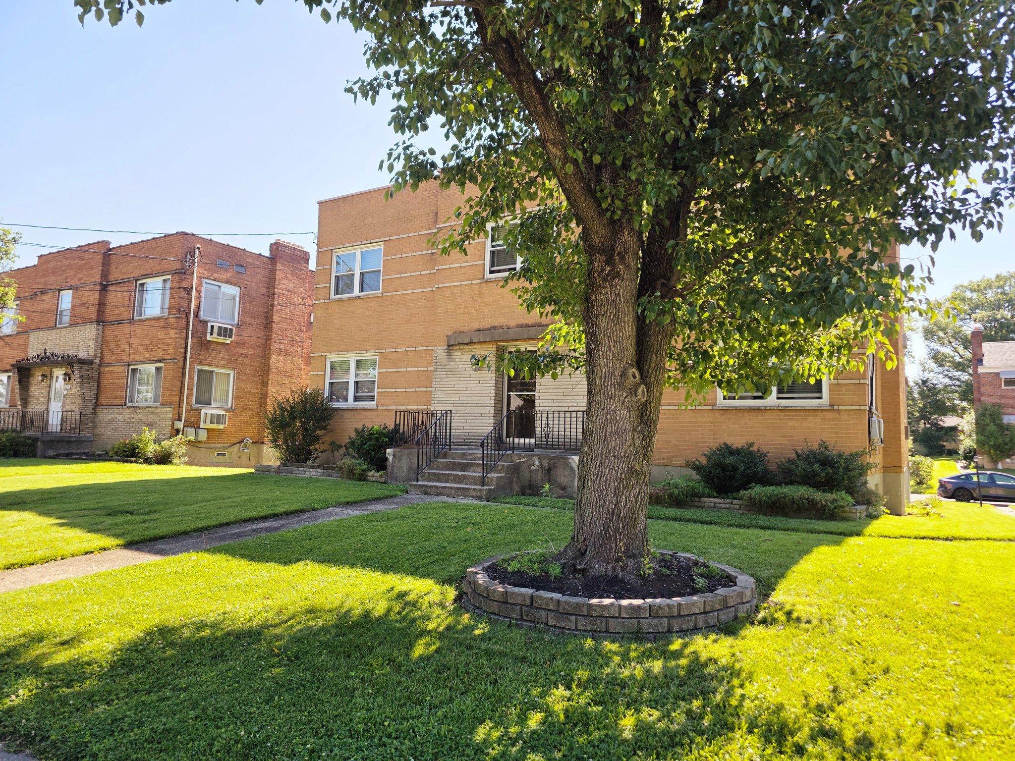 Cincinnati Apartment: 6512 Hamilton Ave