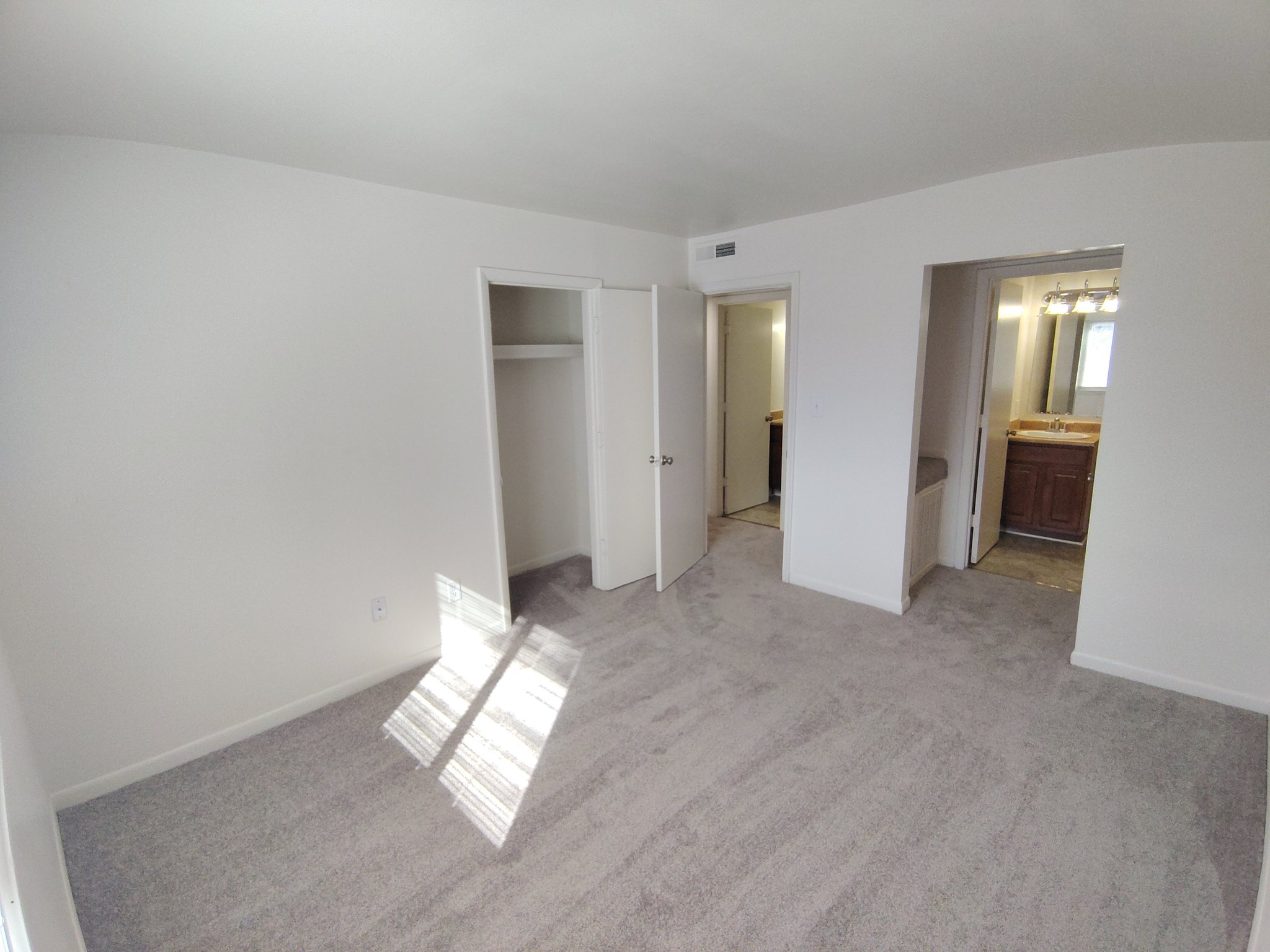 Lynchburg Apartment: 600 Reusens Rd