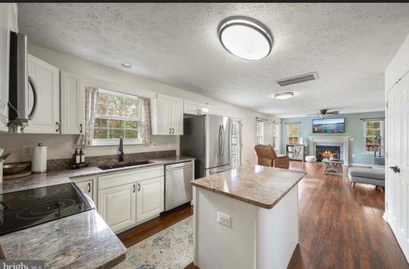 Bryantown House: 6965 Leonardtown Rd