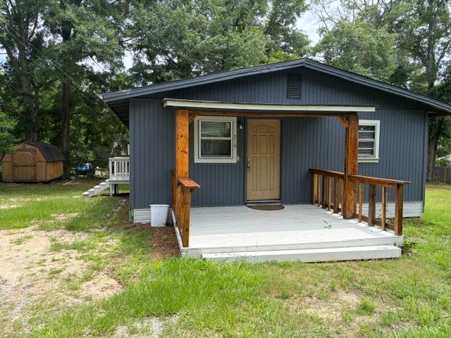 Andalusia House: 214 King Ave