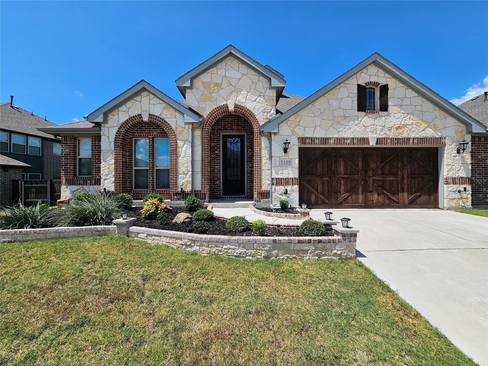 Melissa House: 4308 Cherry Lane