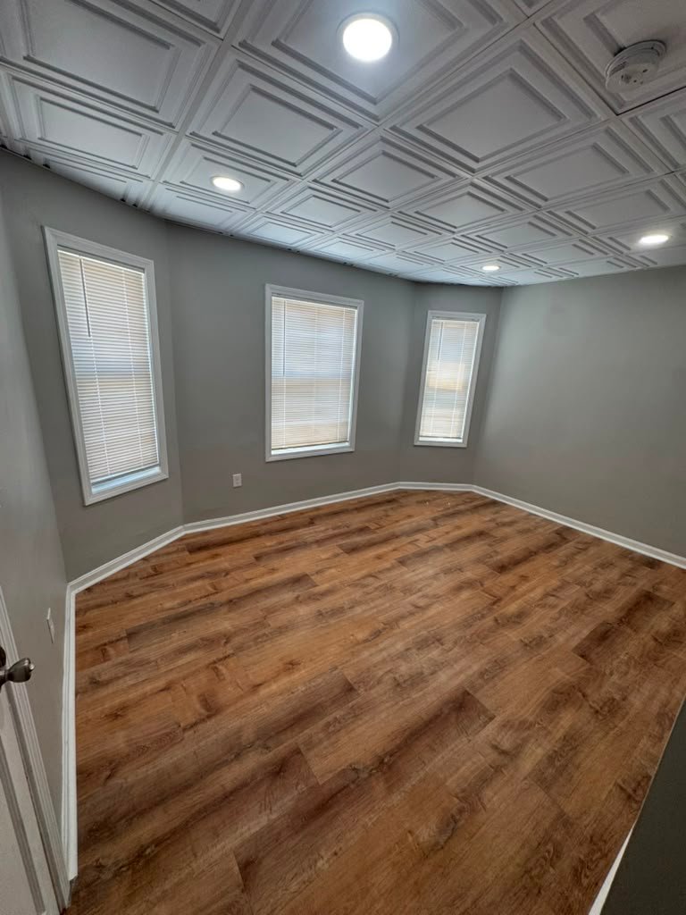 Fall River Apartment: 321 Union St, Unit 1S