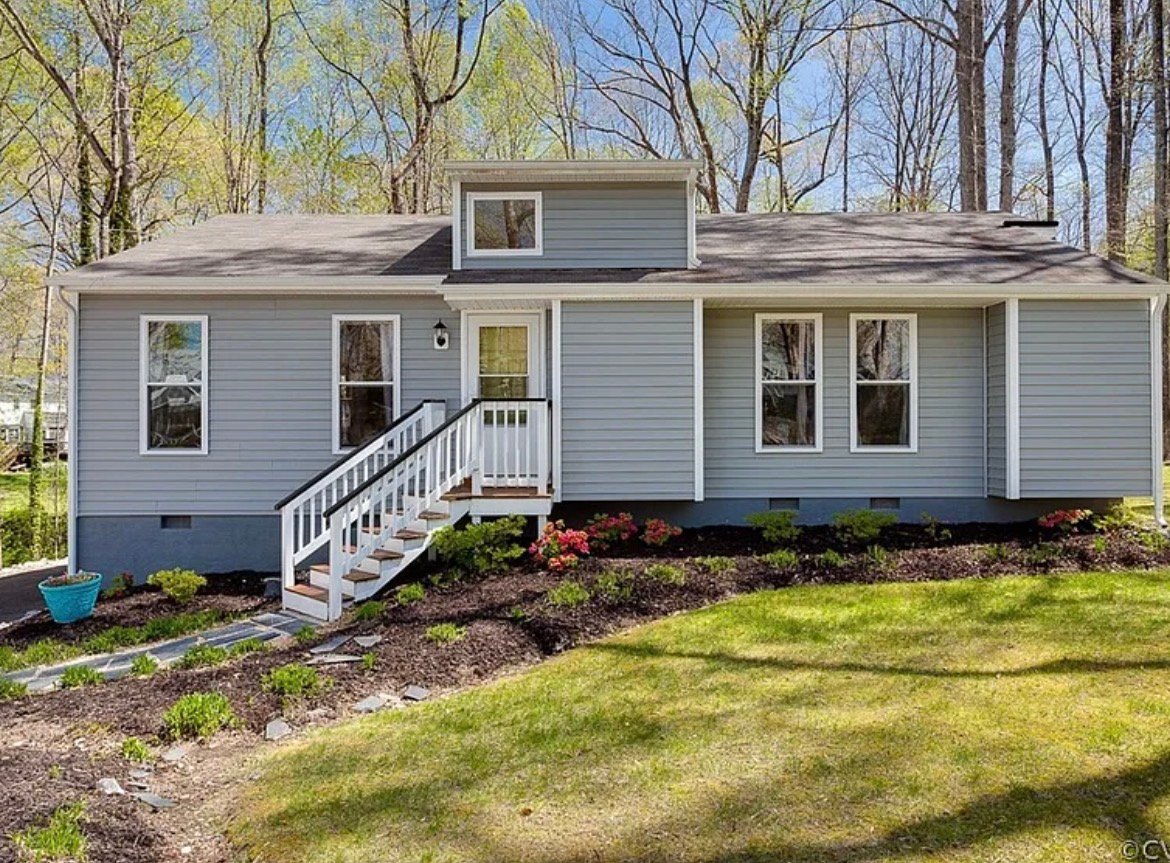 N Chesterfield House: 12114 Mountain Laurel Drive