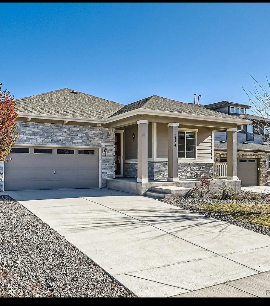 Aurora House: 5784 S Fultondale Ct