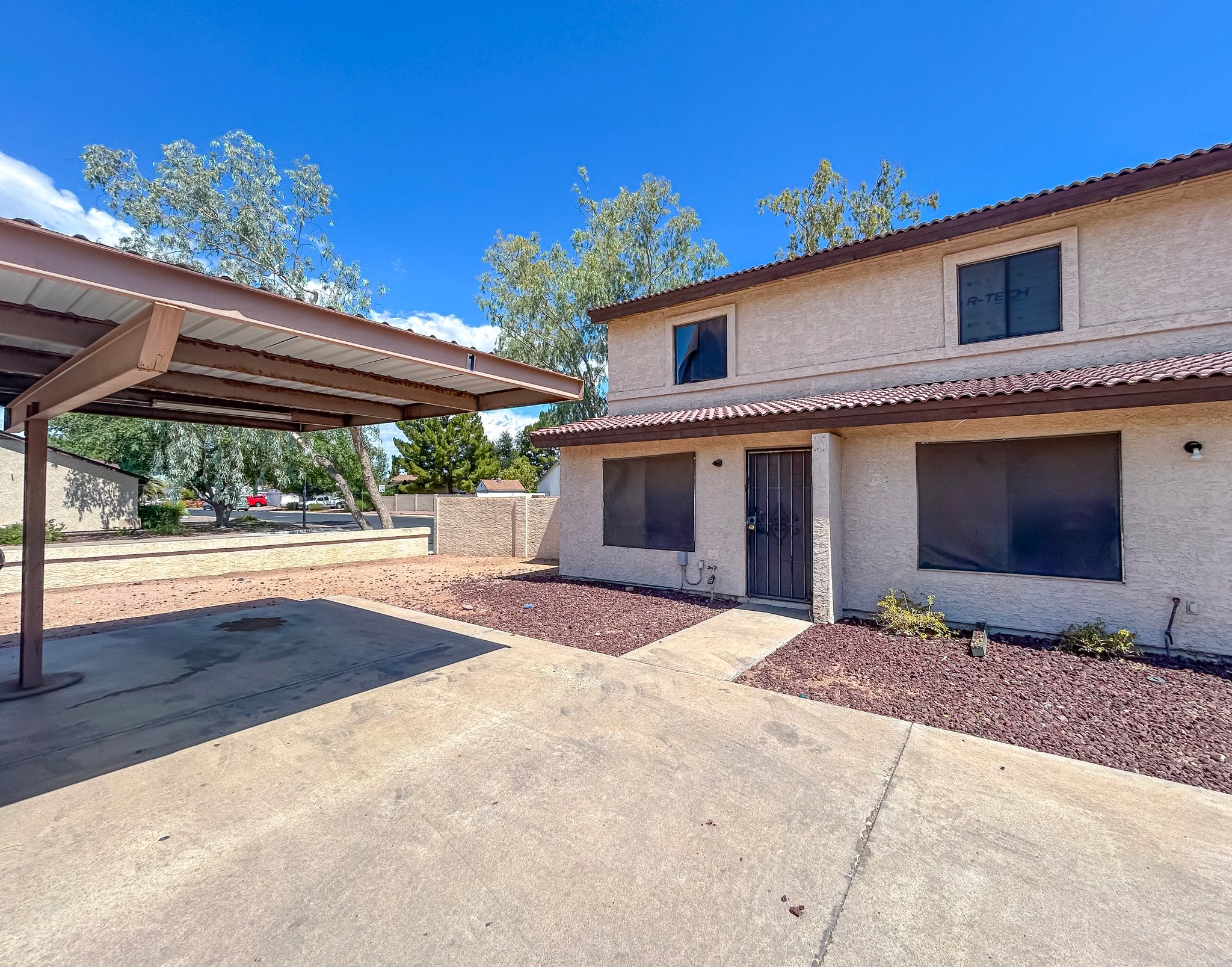 Mesa Multiplex: 6134 E Glencove