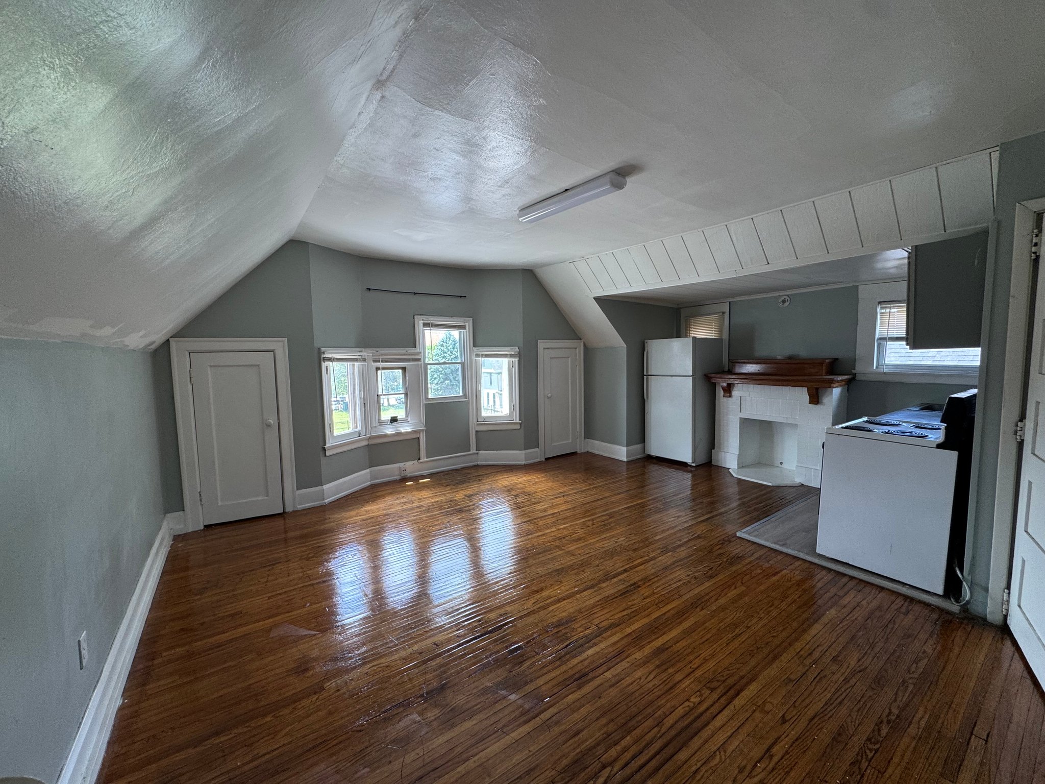 Toledo Apartment: 428 W Bancroft St