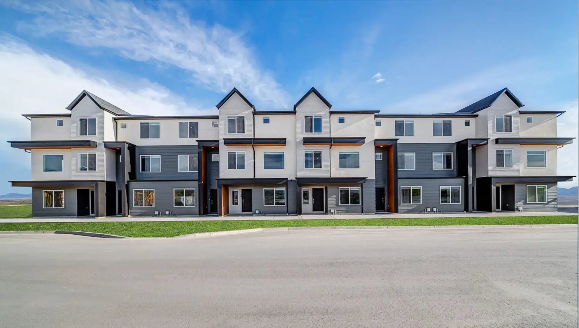 American Fork Townhome: 1128 W 310 S