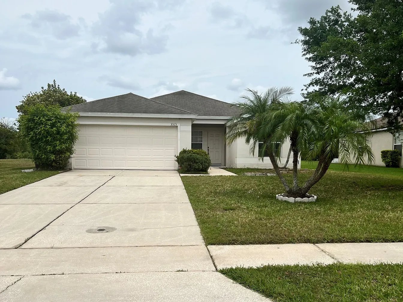 Saint Cloud House: 3313 Pekin St
