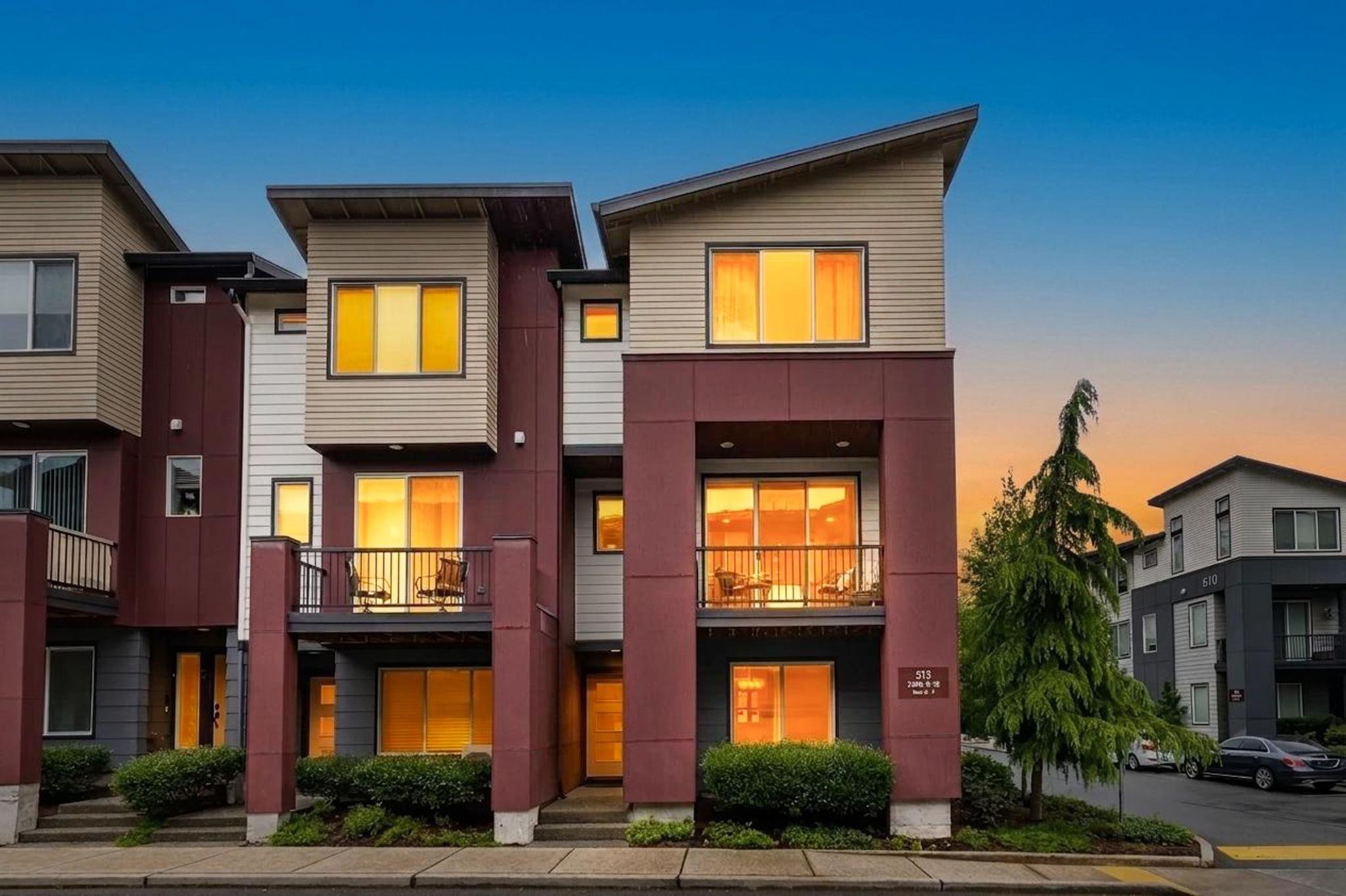 Bothell Townhome: 513 238th St SE
