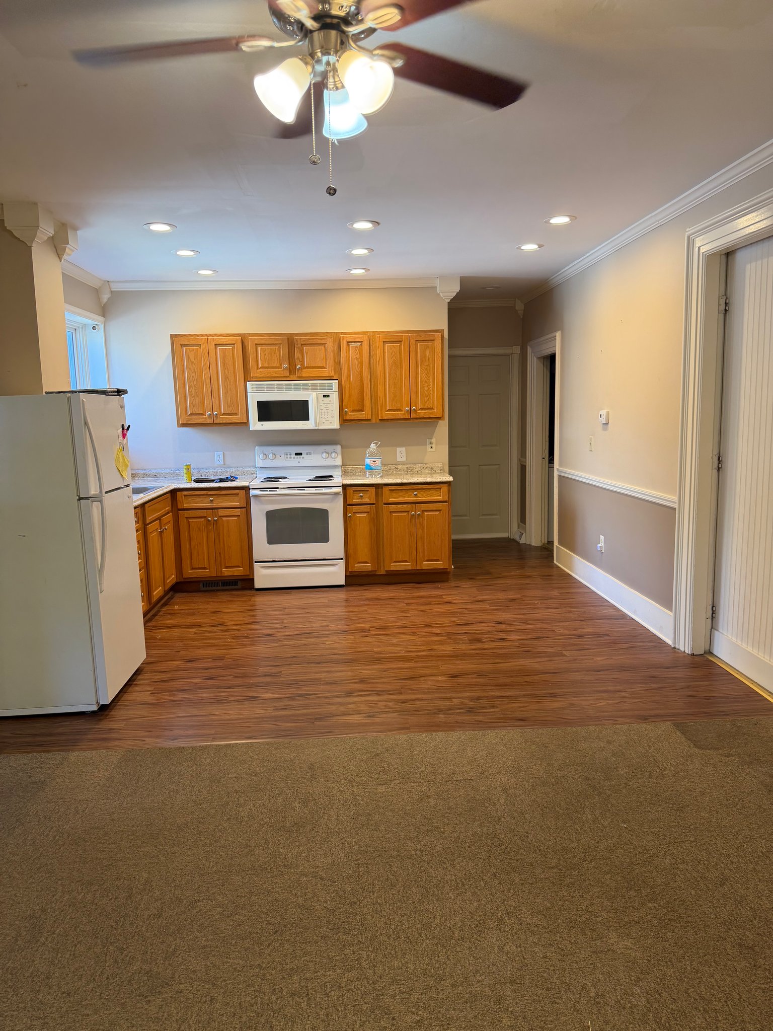 Fonda Apartment: 22 Broadway