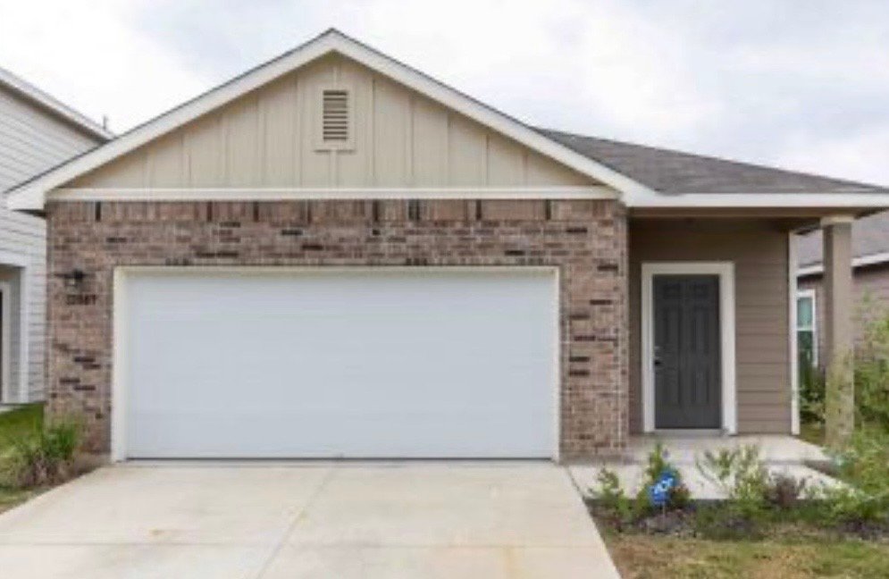 San Antonio House: 12843 Cygnus