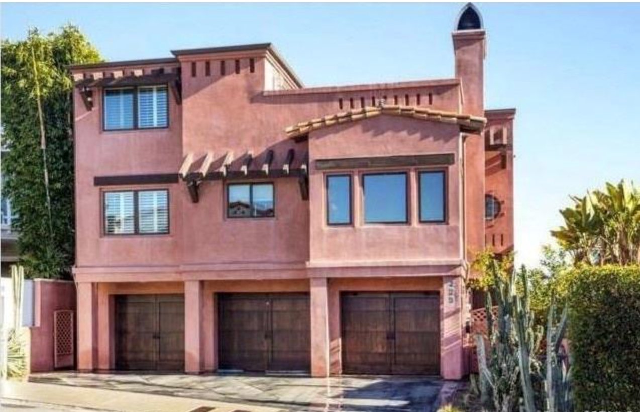 San Clemente Condo: 223 Avenida Lobiero