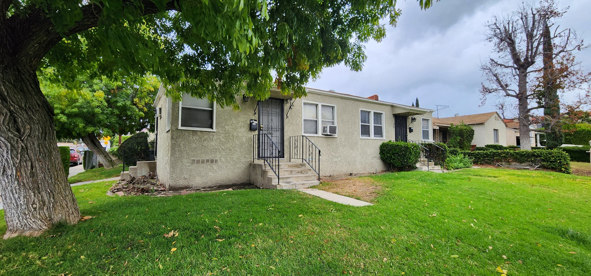 Burbank Multiplex: 2307 Kenmere