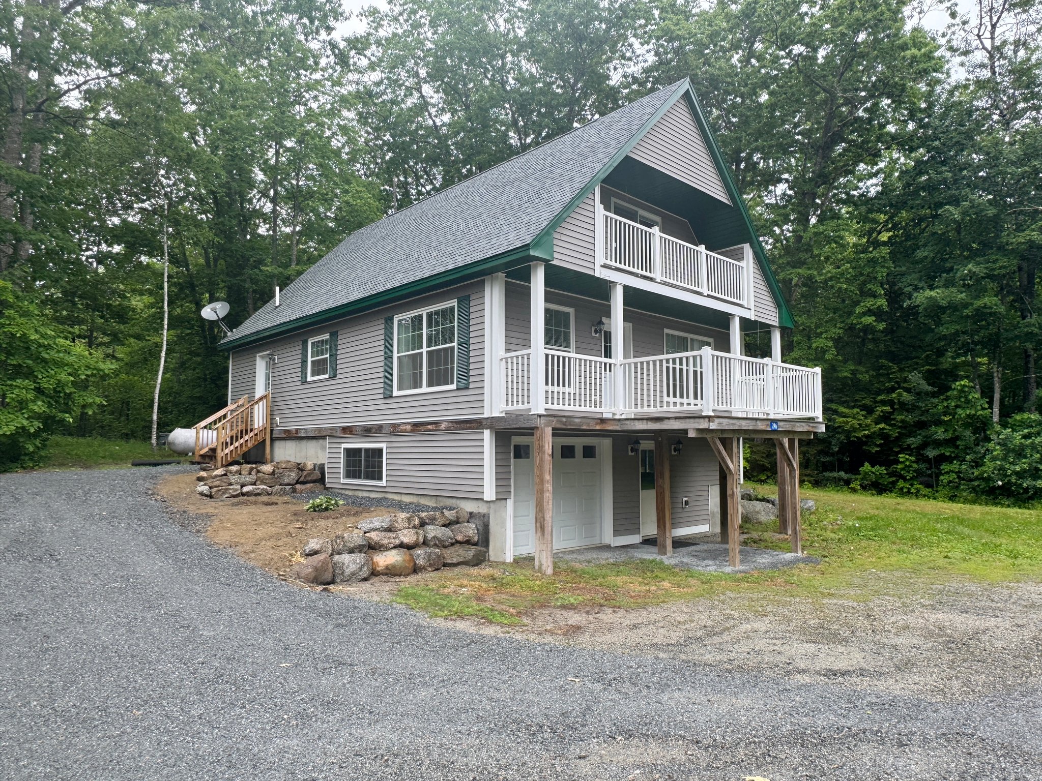 Dedham House: 246 Green Lake Rd
