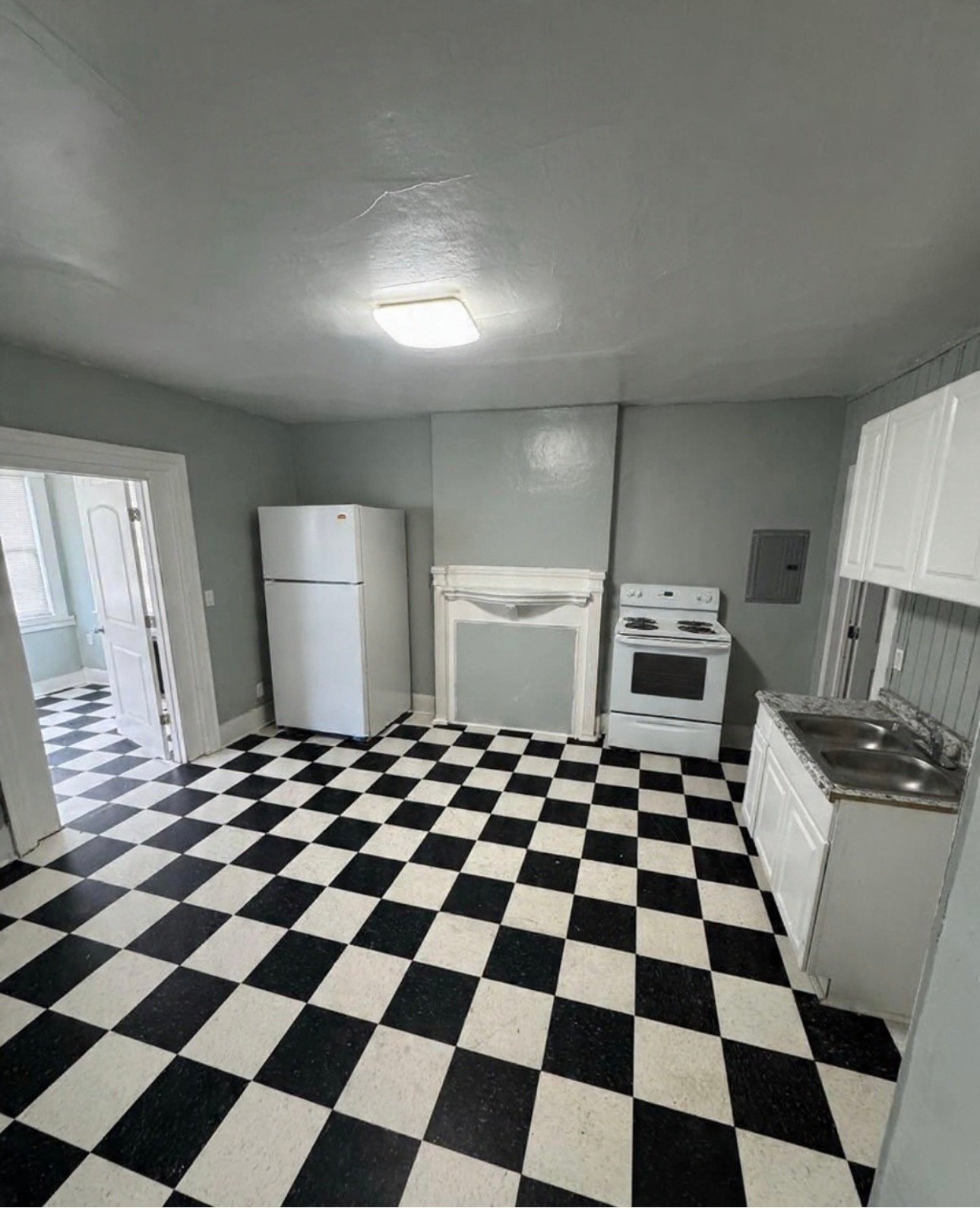 Toledo Apartment: 428 W Bancroft St