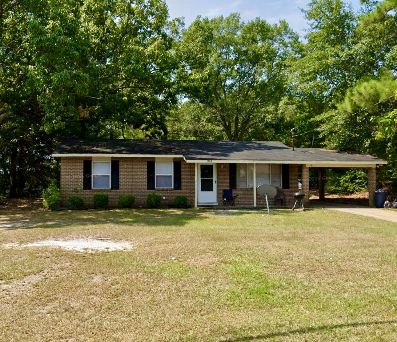 Columbus House: 5764 Luna Dr