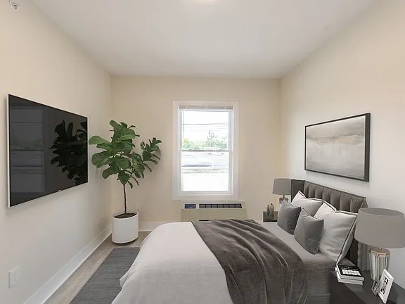 Millville Apartment: 1602 N 2nd St