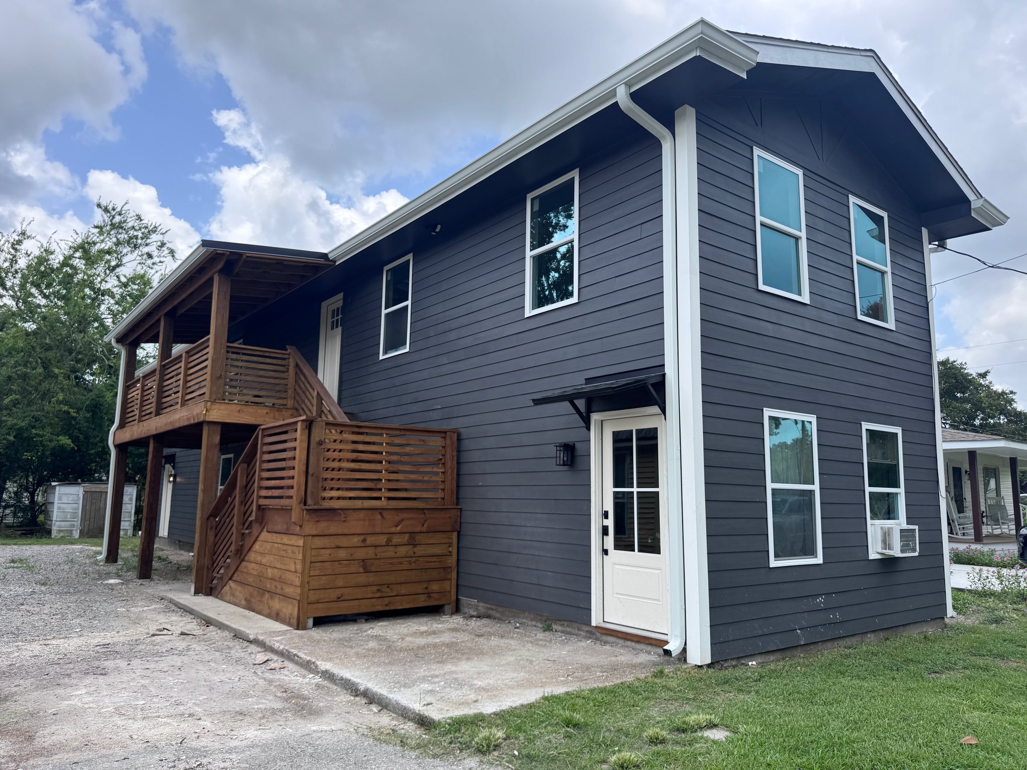 Belle Chasse Apartment: 103 Shirley St