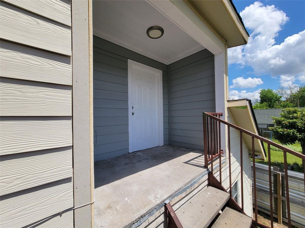 Houston Multiplex: 3115 Havner Ln
