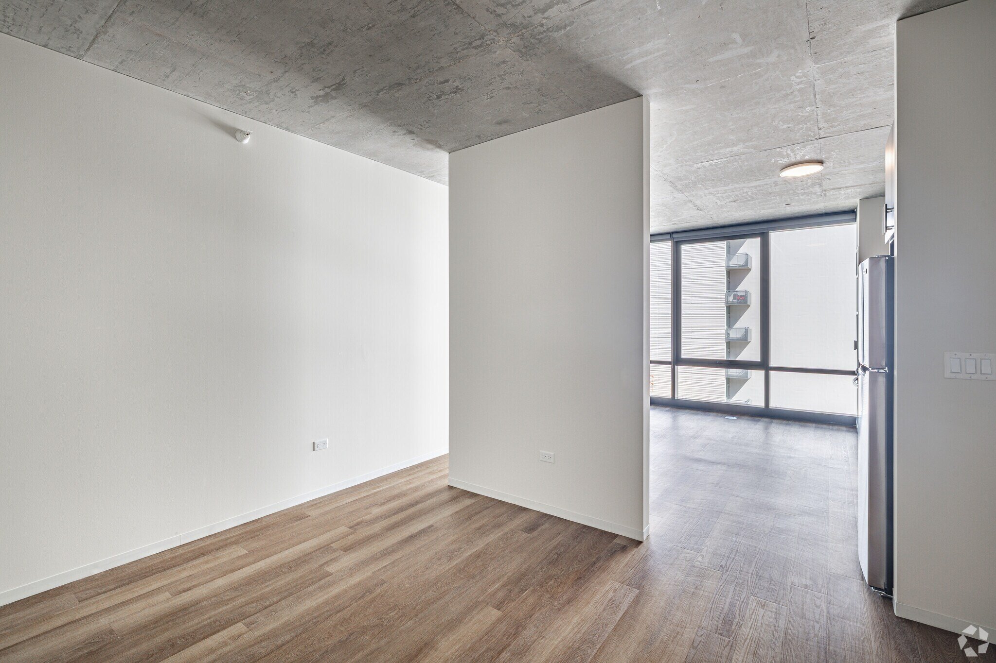 Chicago Condo: 55 E 14th St