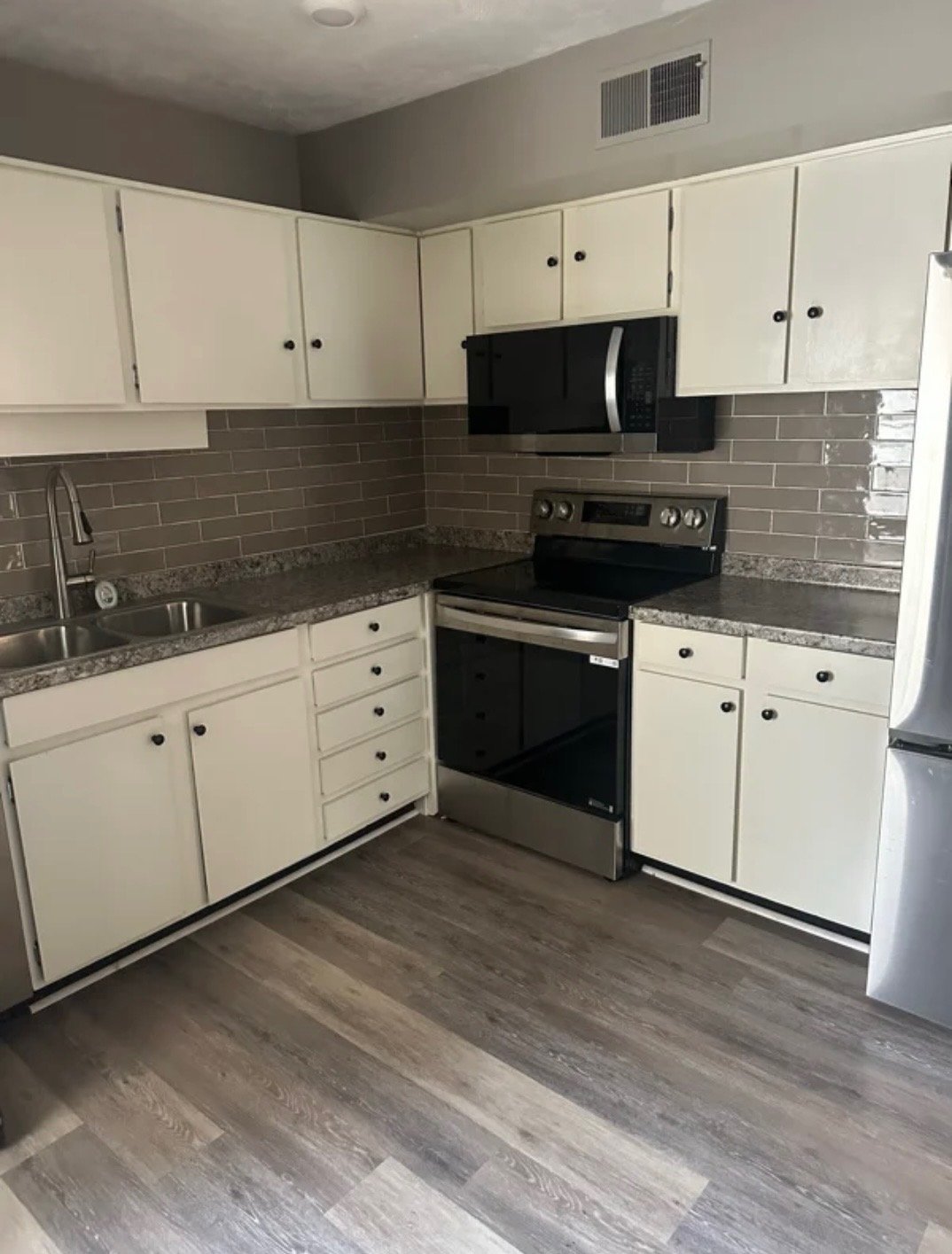 Greenville Condo: 925 Cleveland St