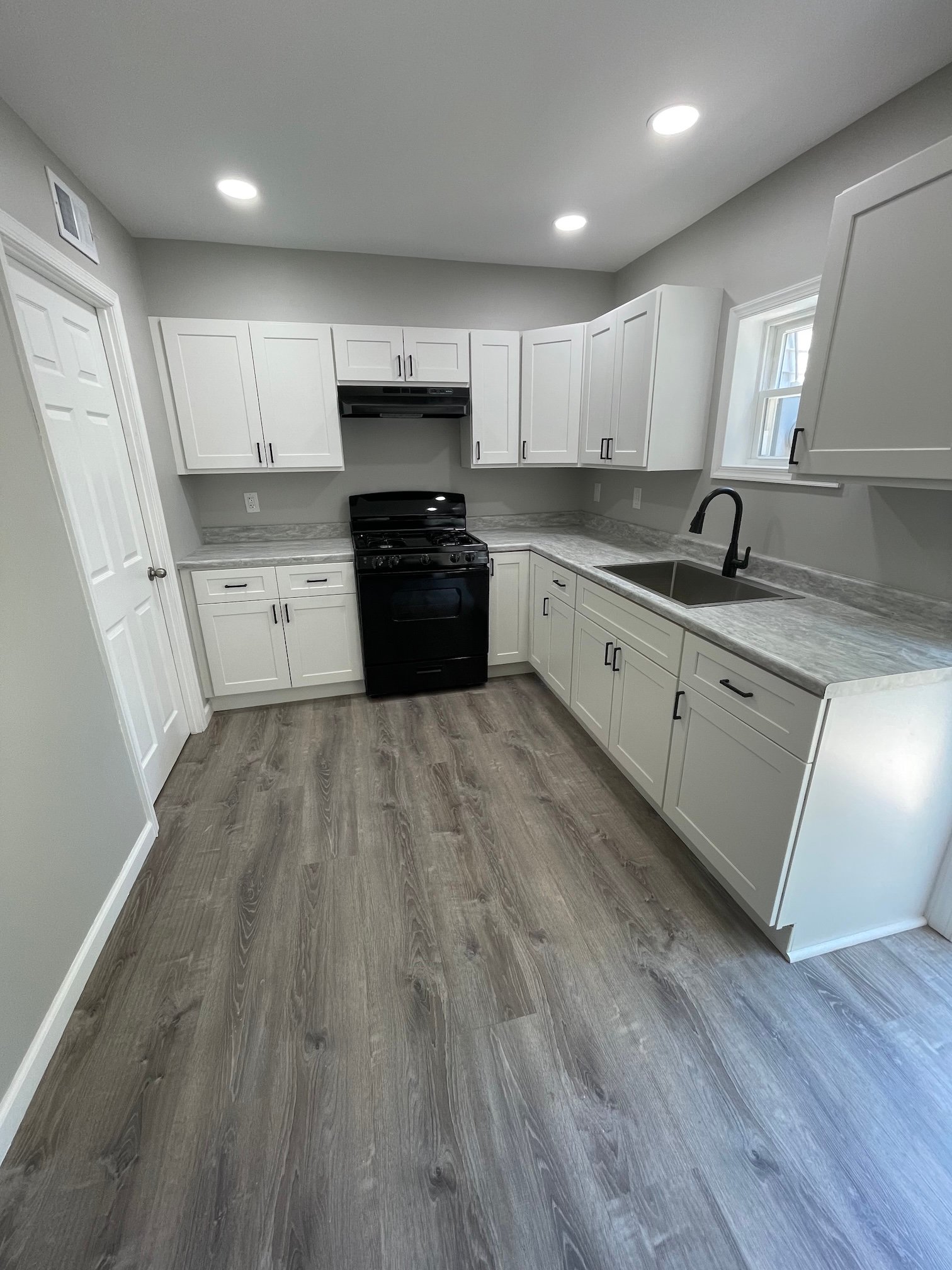 NEW CASTLE Townhome: 31 ROSE LANE
