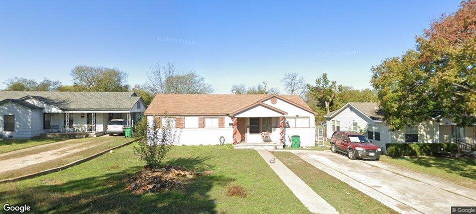 Waco House: 4705 Beverly Dr