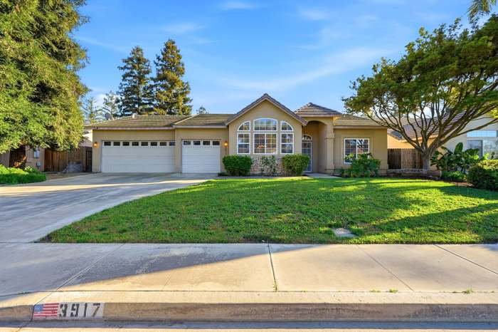 Visalia House: 3917 E Stapp Ct