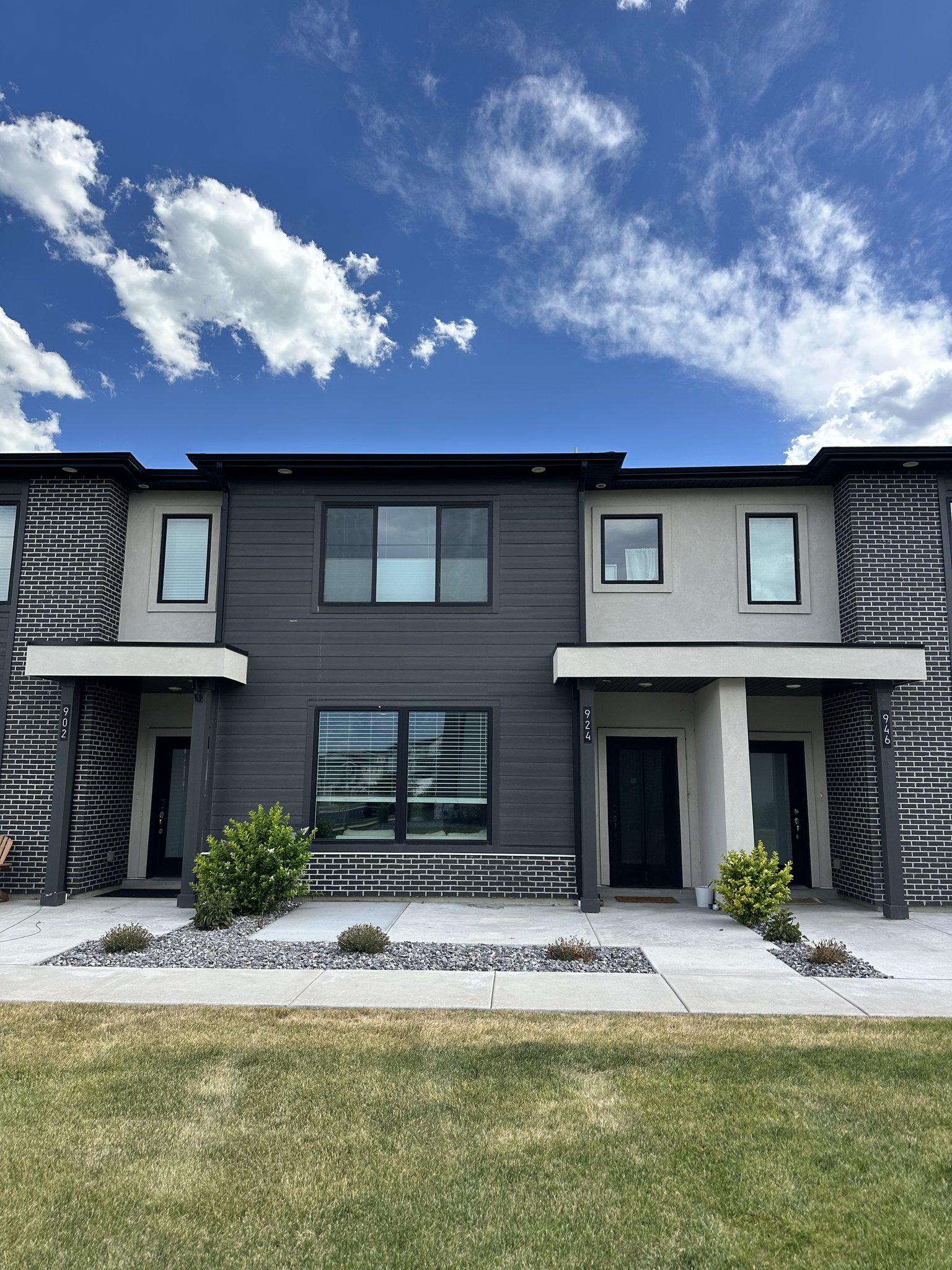 American Fork Townhome: 924 W 800 S
