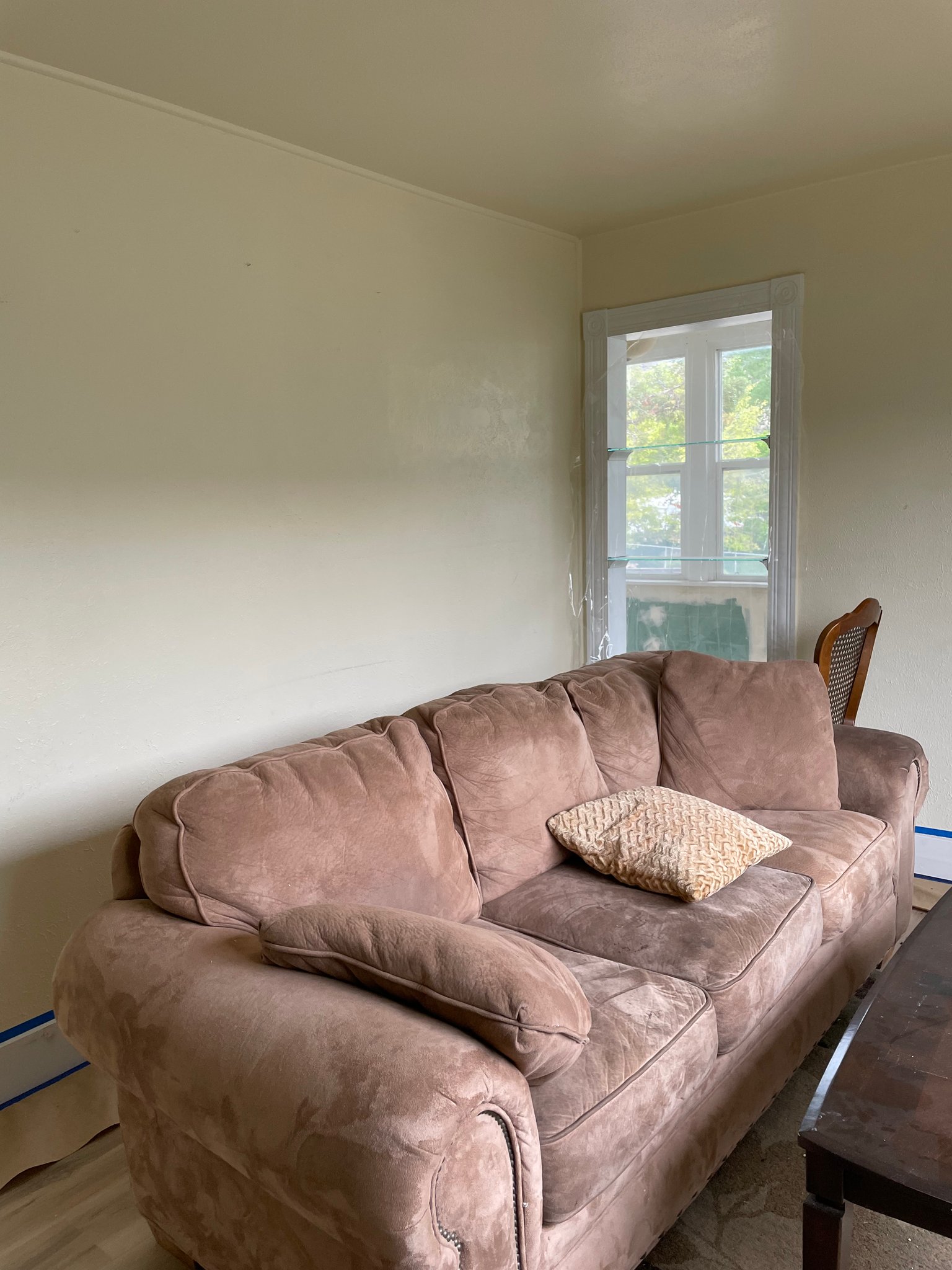 Rawlins House: 104 E Walnut St