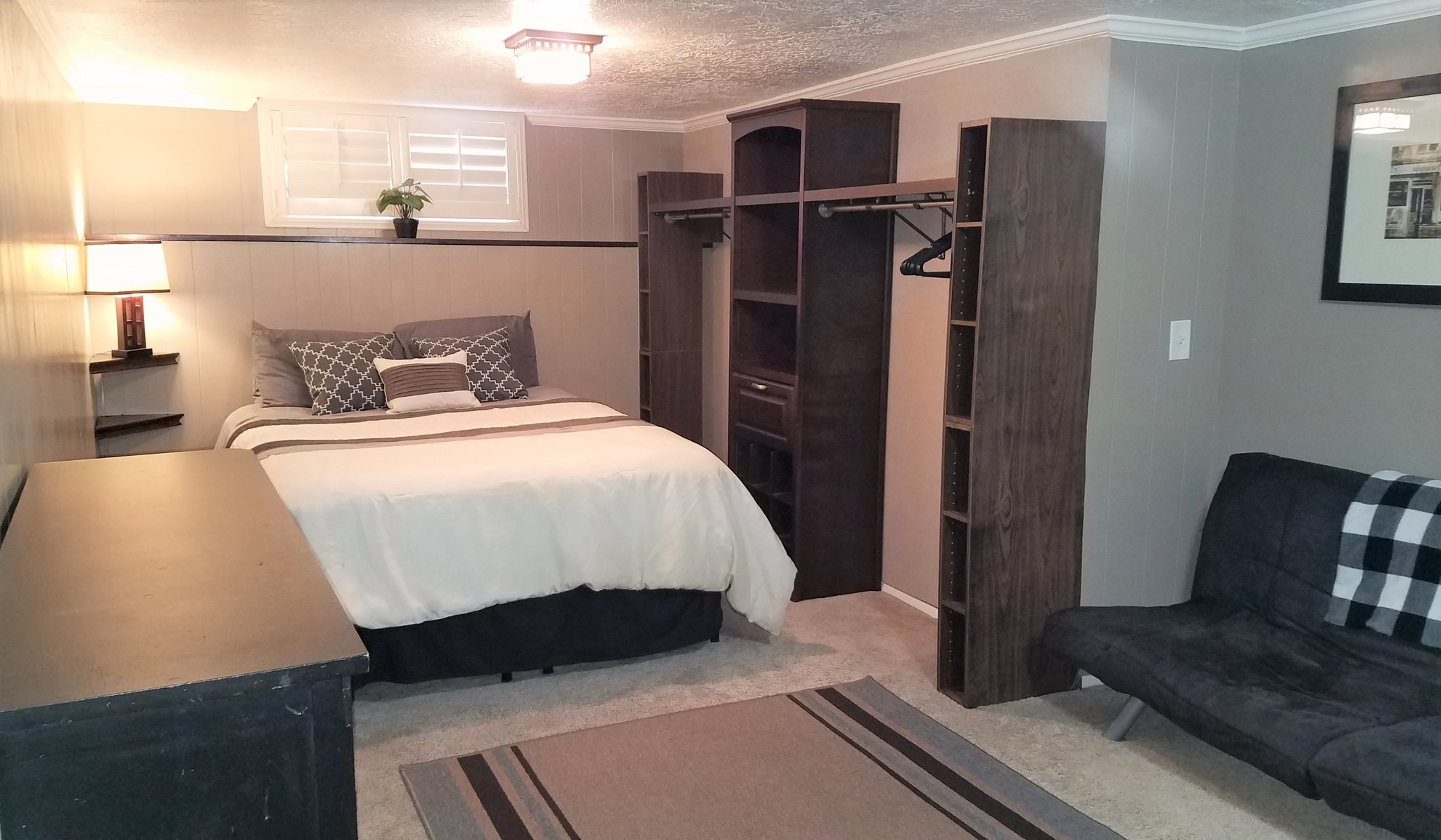 Salt Lake City House: 655 Riviera Circle