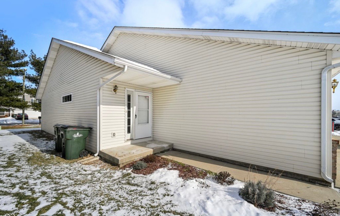 Greensburg Townhome: 810 W Gaston Dr