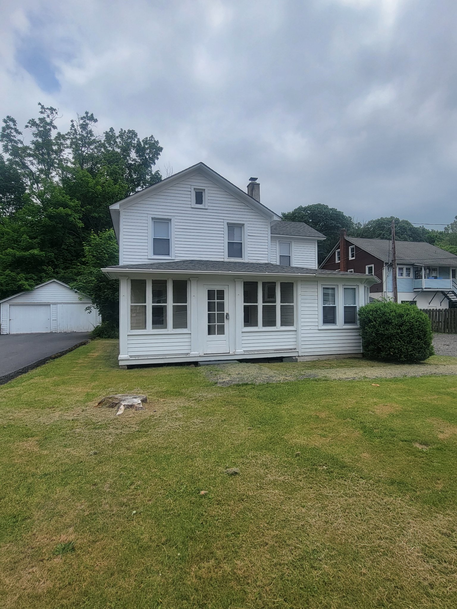 Tannersville House: 2805 Rt 611