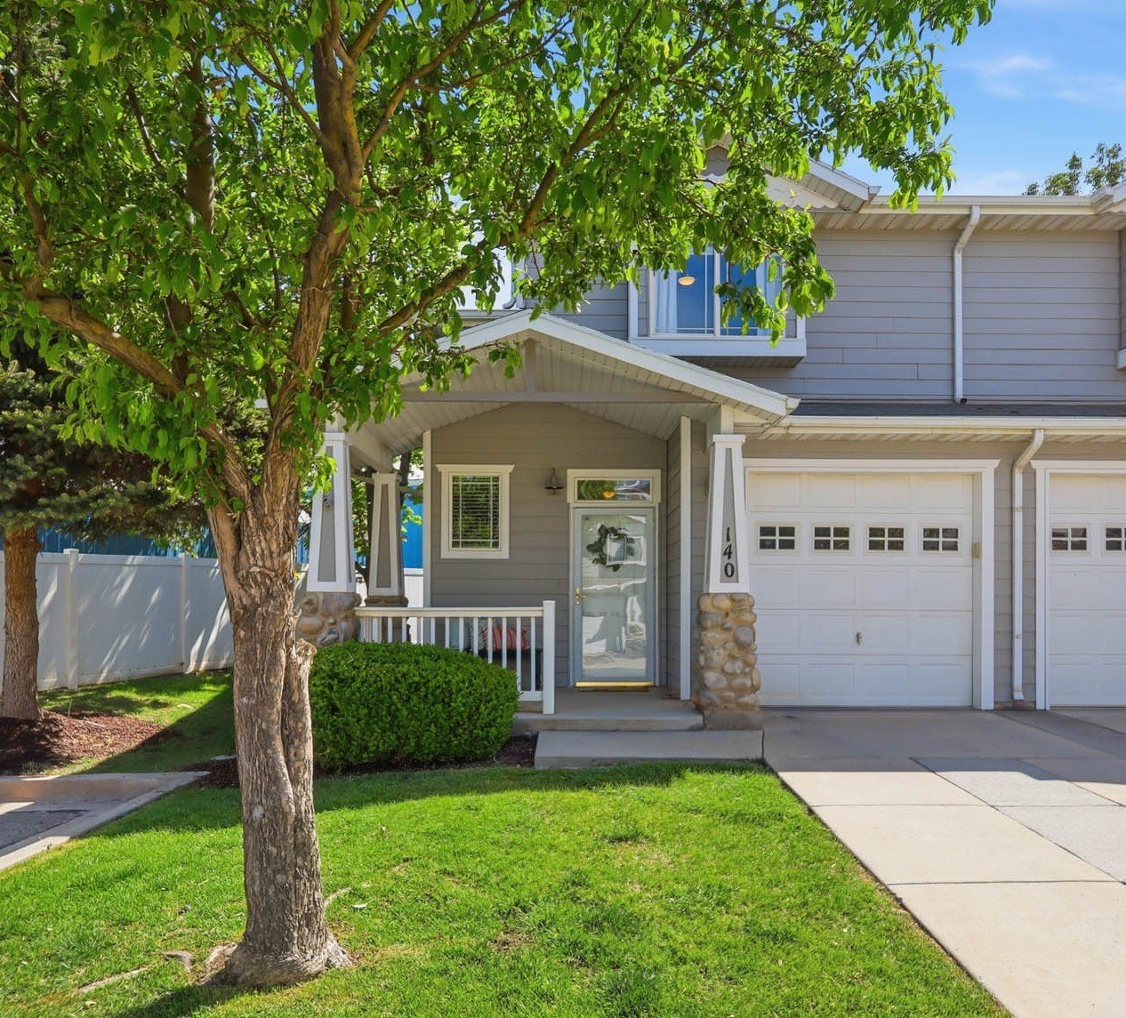 North Salt Lake Townhome: 140 Bamberger Rd