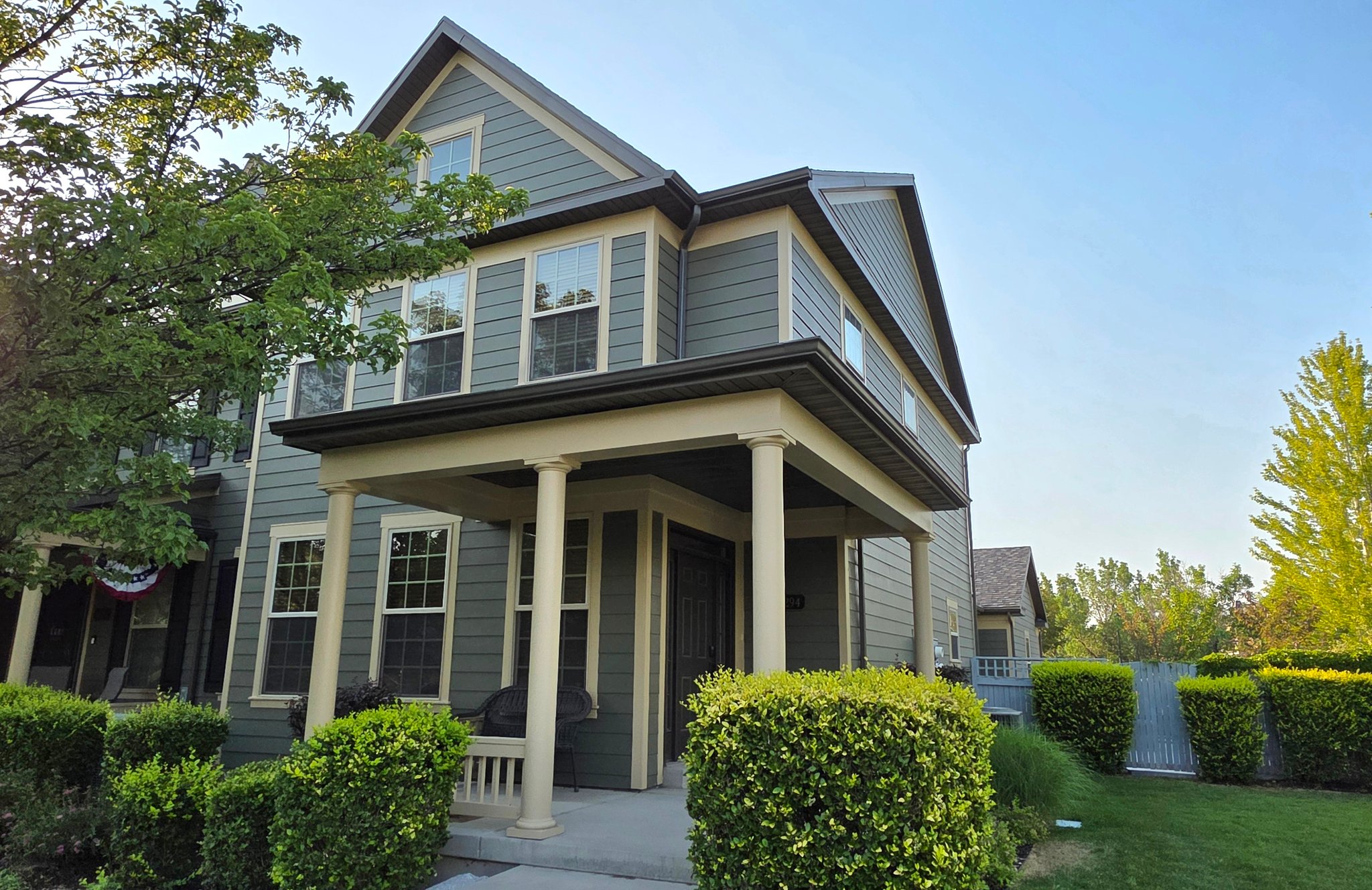 South Jordan Townhome: 4294 W Lake Bridge Dr