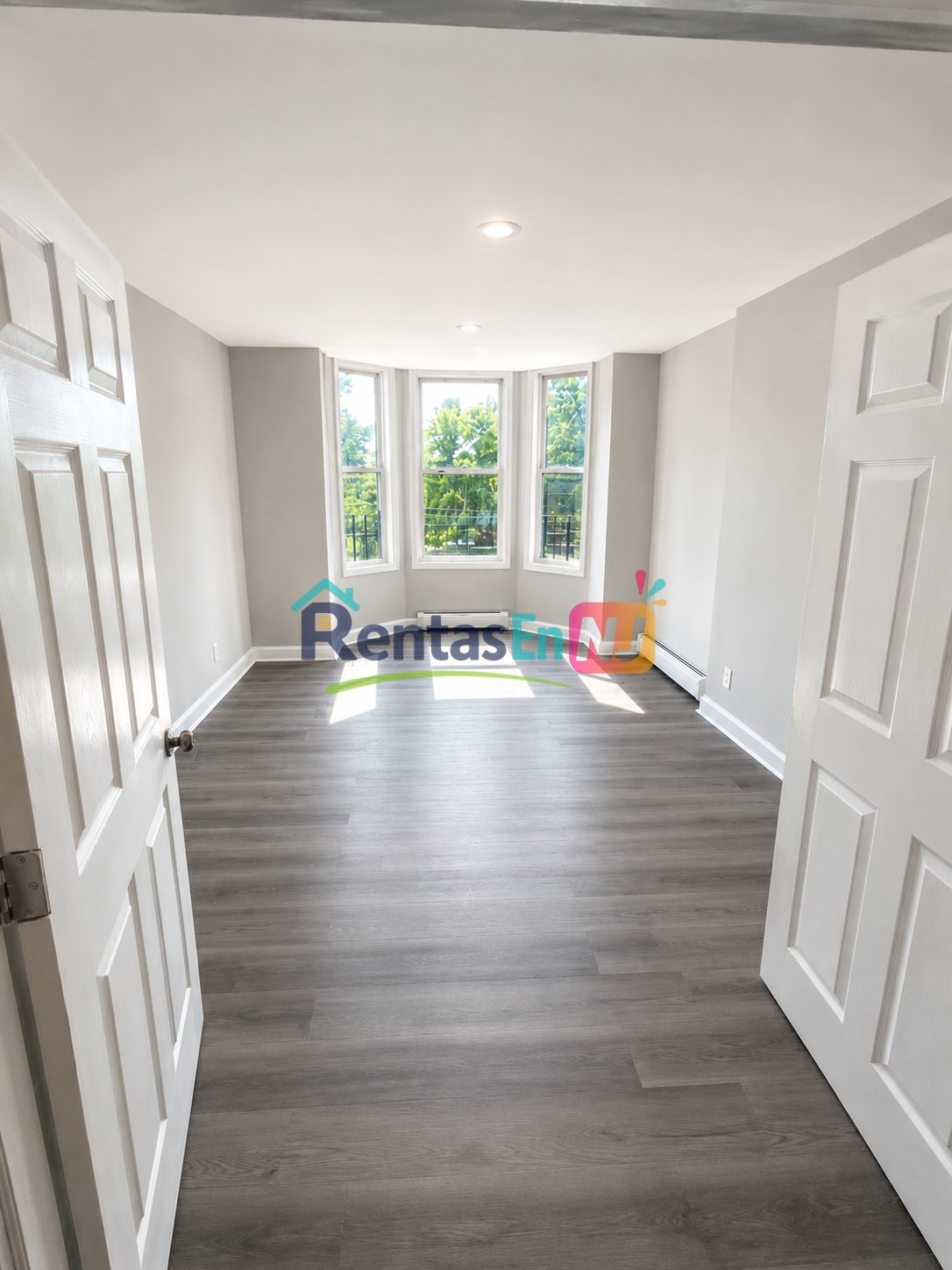 Newark Condo: 367 Morris Ave